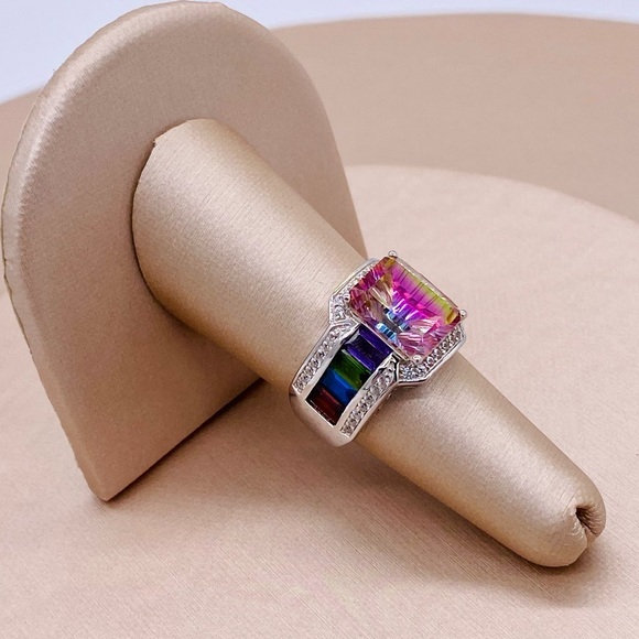 EUC Sterling Silver Bi Colored Topaz Cocktail Ring - Picture 5 of 16